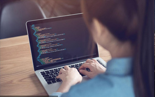 孟津 api php源码,下载的php源码怎么运行呢？